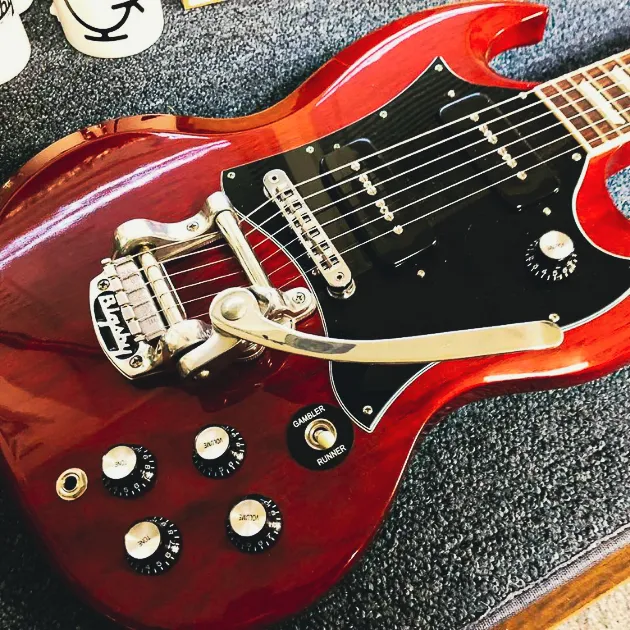 vibramate the easy way to install a bigsby gibson sg